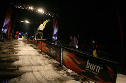 -.-Burn rail show-.-